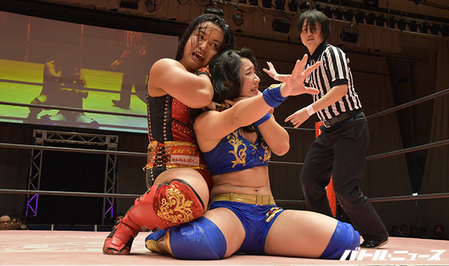 筋肉アイドル”才木玲佳が里村明衣子と壮絶死闘！里村は「何度でも闘い