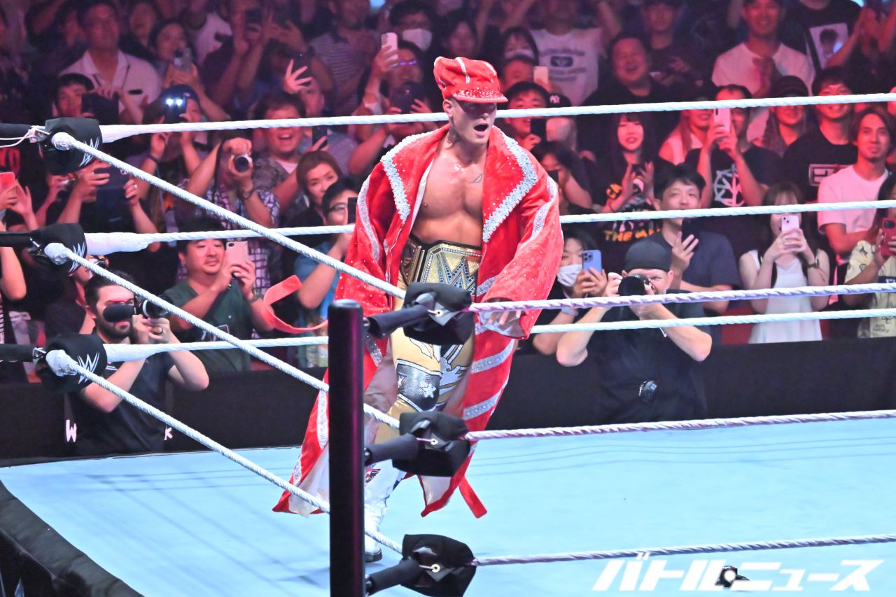 コーディ・ローデスがWWE日本公演でAJスタイルズから王座防衛！父