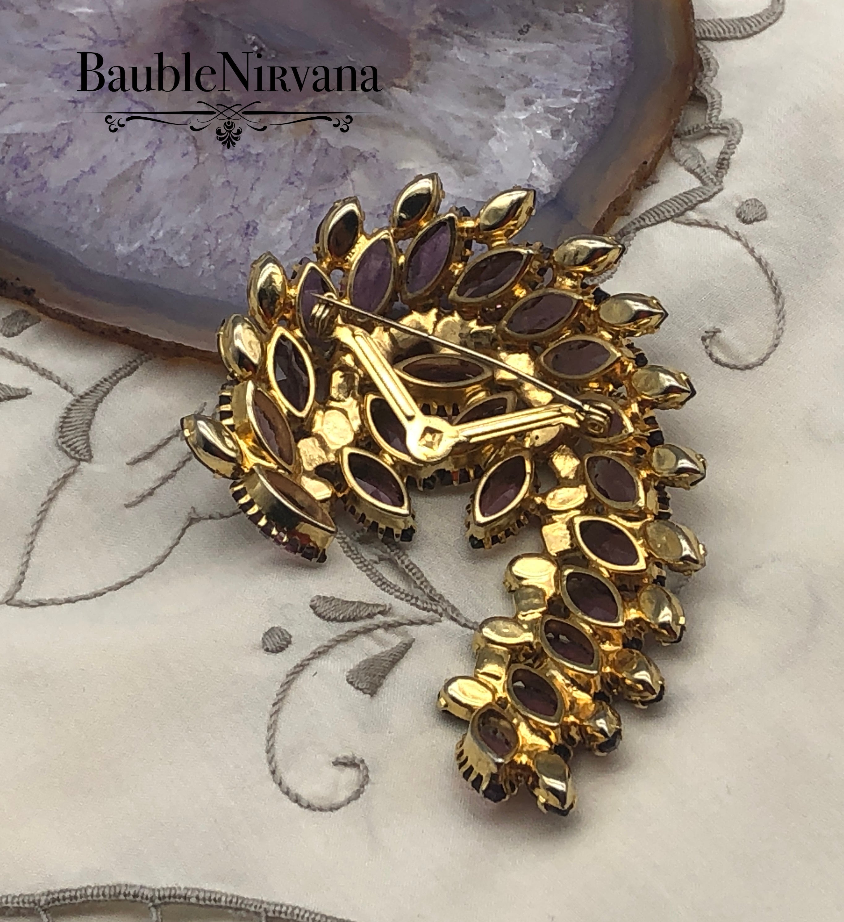 Vintage Juliana Swoosh Shaped Open Back Purple Prong Large Brooch