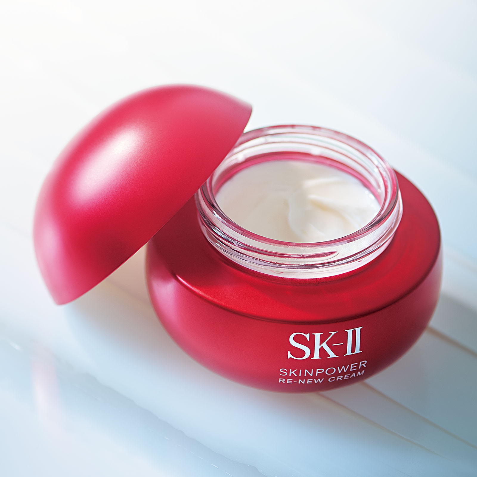 SK-Ⅱの名品クリーム】で”ハリを引き上げる”！40代読者の実感ツヤぷり