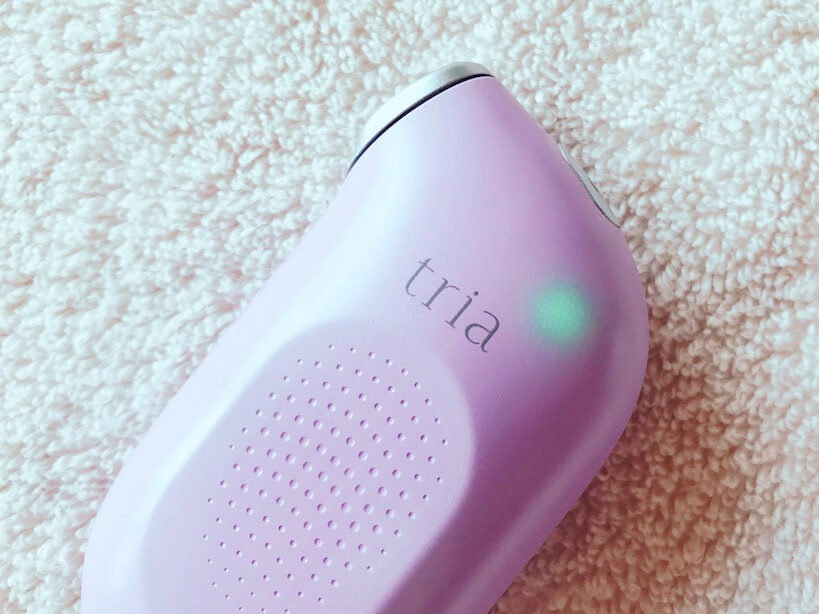 トリアスキンエイジングアイケアレーザーたるみ効果を口コミレビュー