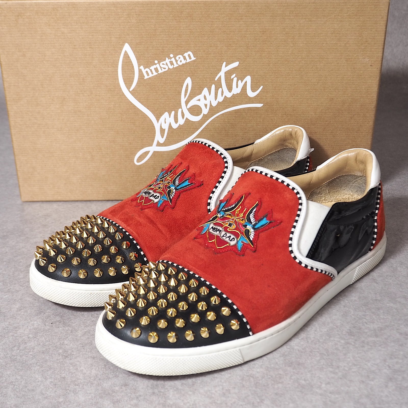 クリスチャンルブタン Christian Louboutin スタッズ スニーカー