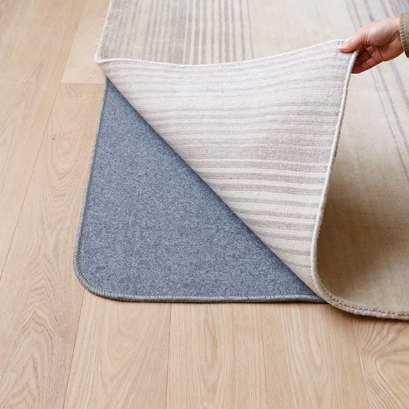 マンションで使いやすい天然素材の厚手ウールラグ [ハグみじゅうたん