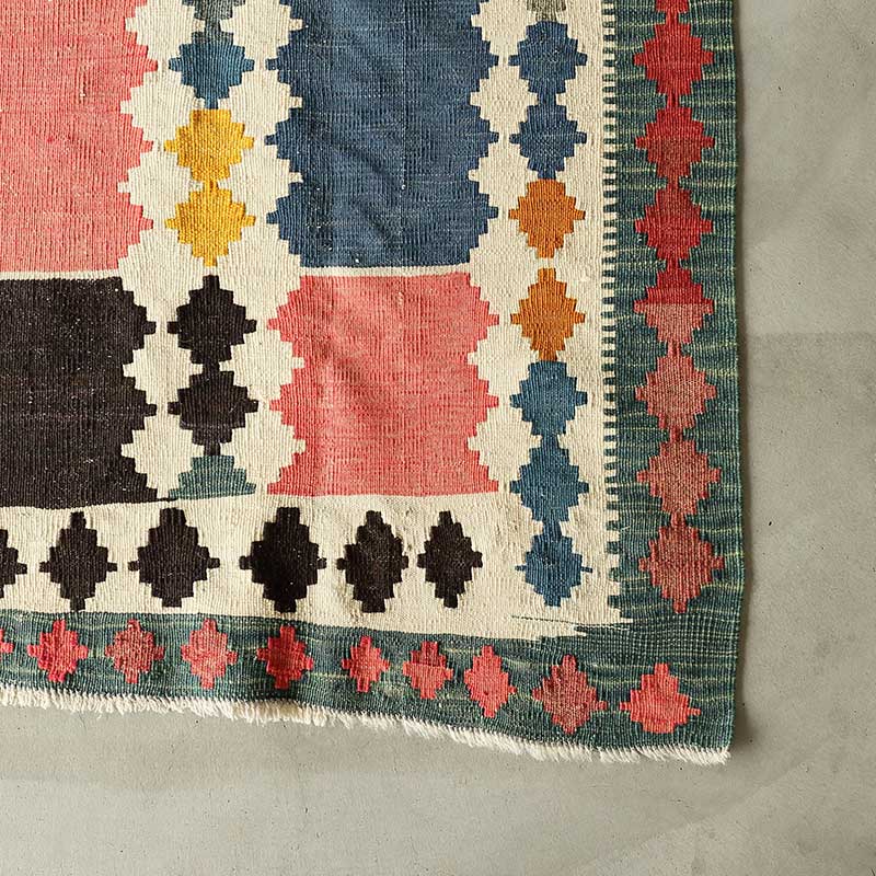 カシュガイキリム] イラン産 / OK82 | ボー・デコール オンラインショップ