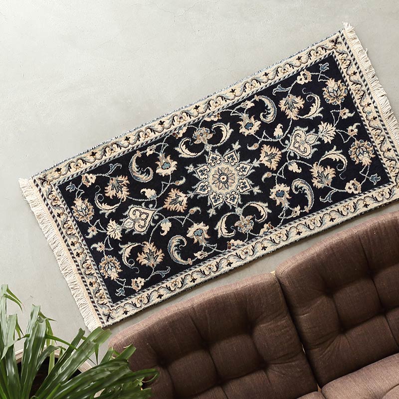 トライバルラグ [ナイン] イラン産 / 1980年代 / OR939 | ボー