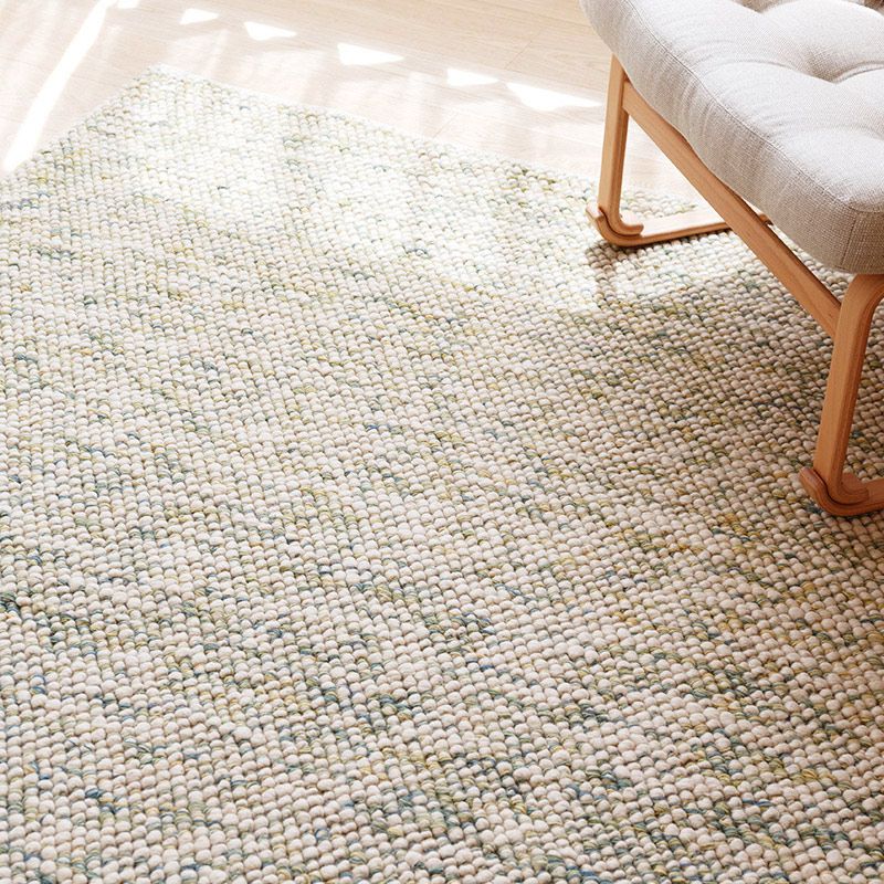 マンションにおすすめな天然素材のウールラグ ホワイト＆グリーン