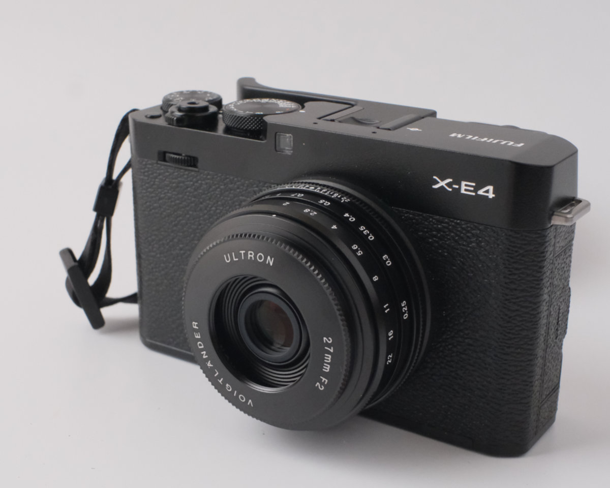 Voigtlander Ultron 27mm F2.0をX-E4とX-S10に付けてみた