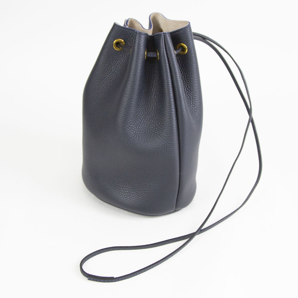 FELISI フェリージ レザー ドローストリングバッグ 20/87/1/LD