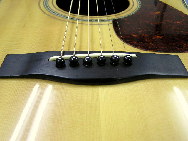 YAMAHA L-15 1980 – 神戸ギターショップ B-West