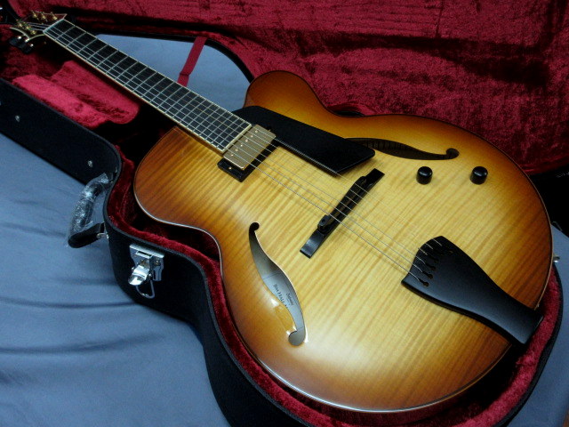 Sadowsky Archtop Series Jim Hall Model / Caramel Burst – 神戸