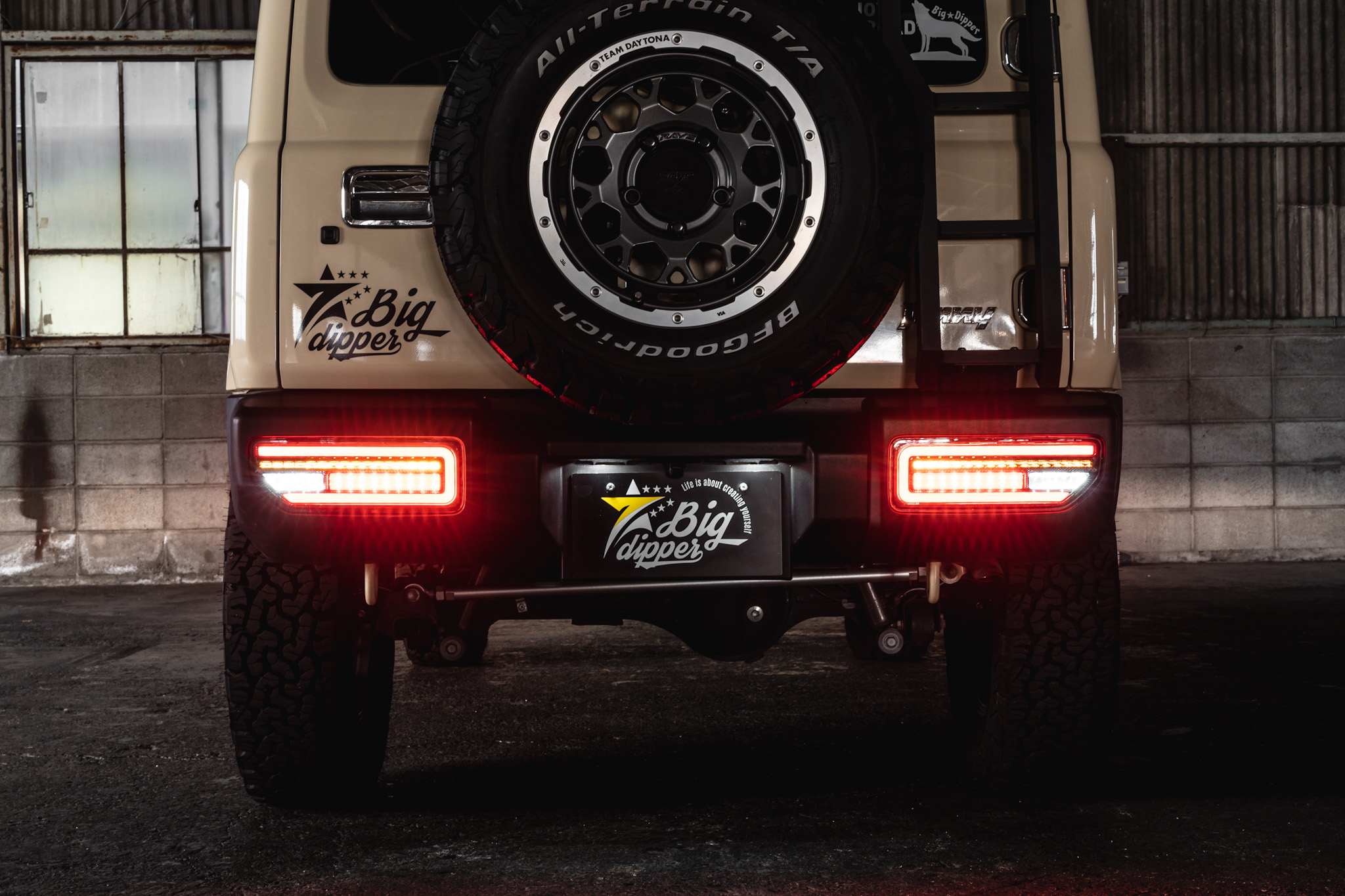 PLATINUM LED TAIL LAMP for JIMNY｜プラチナLEDテールランプ for
