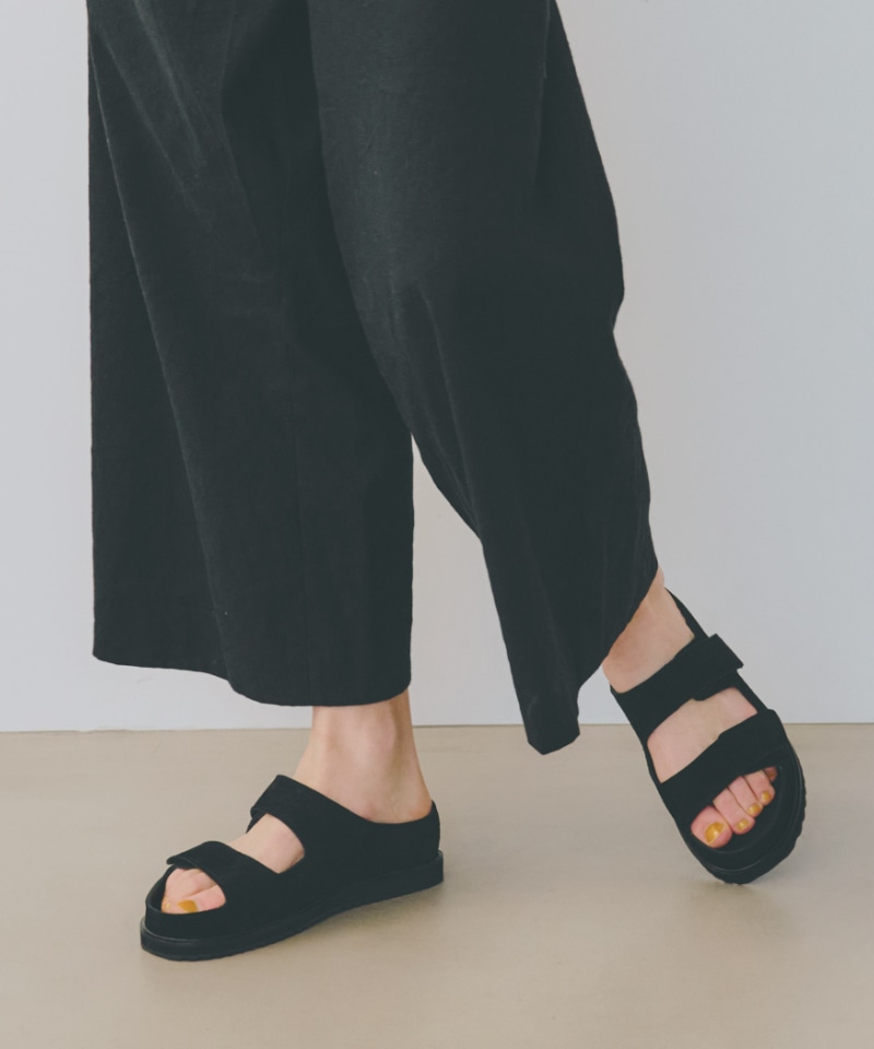 ベネクシー】120W スリム/ブラック ベロアレザー/サンダル メンズ