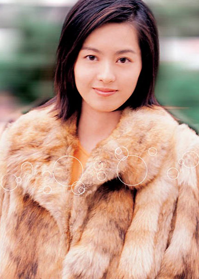 ジジ・リョン 梁咏琪 | 中国語歌詞 - BitEx中国語