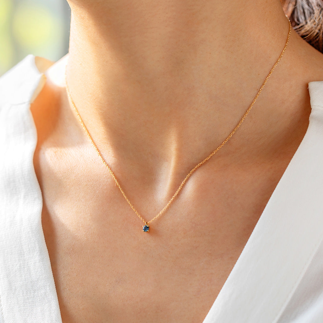 ビズー公式】ベキリーブルーガーネット K18/PTネックレス・アルモア