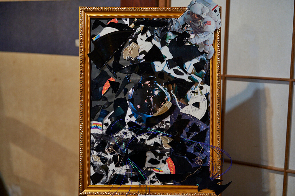 新進気鋭のアーティストが描く、不思議なコラージュの世界。｜煩悩