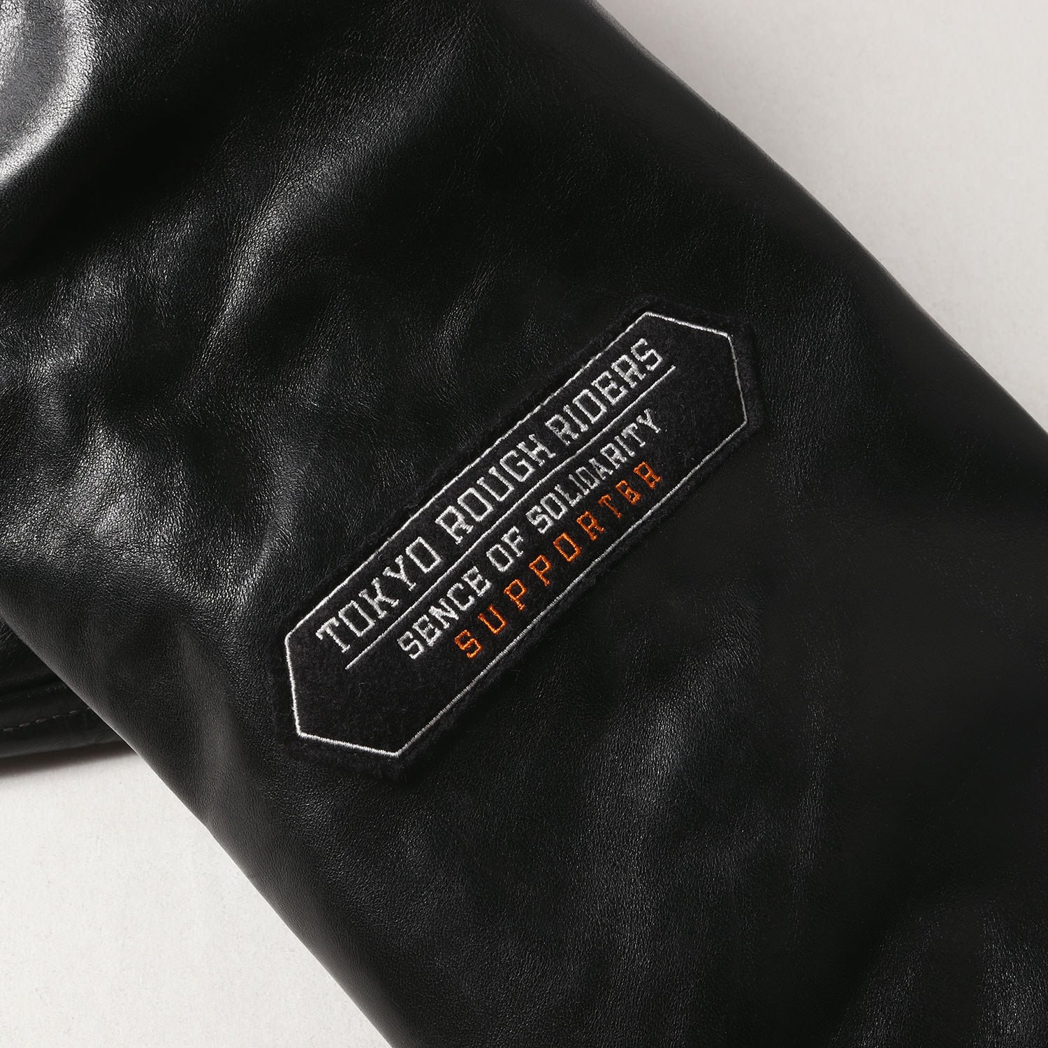 14120262-g.jpg?v=1735561896&