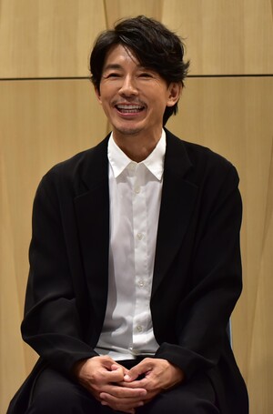 オリジナル駒で詰将棋を解いています」 アマ初段免状獲得！藤木直人