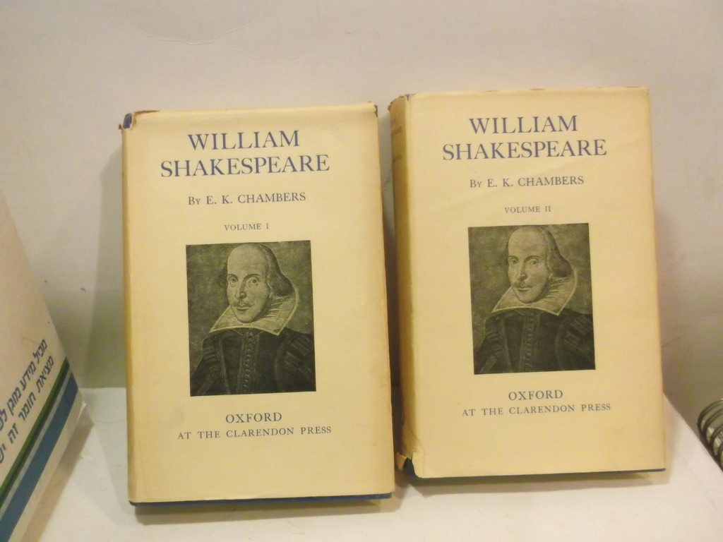 William Shakespeare: A Study of Facts and Problems [IN 2 VOLUMES