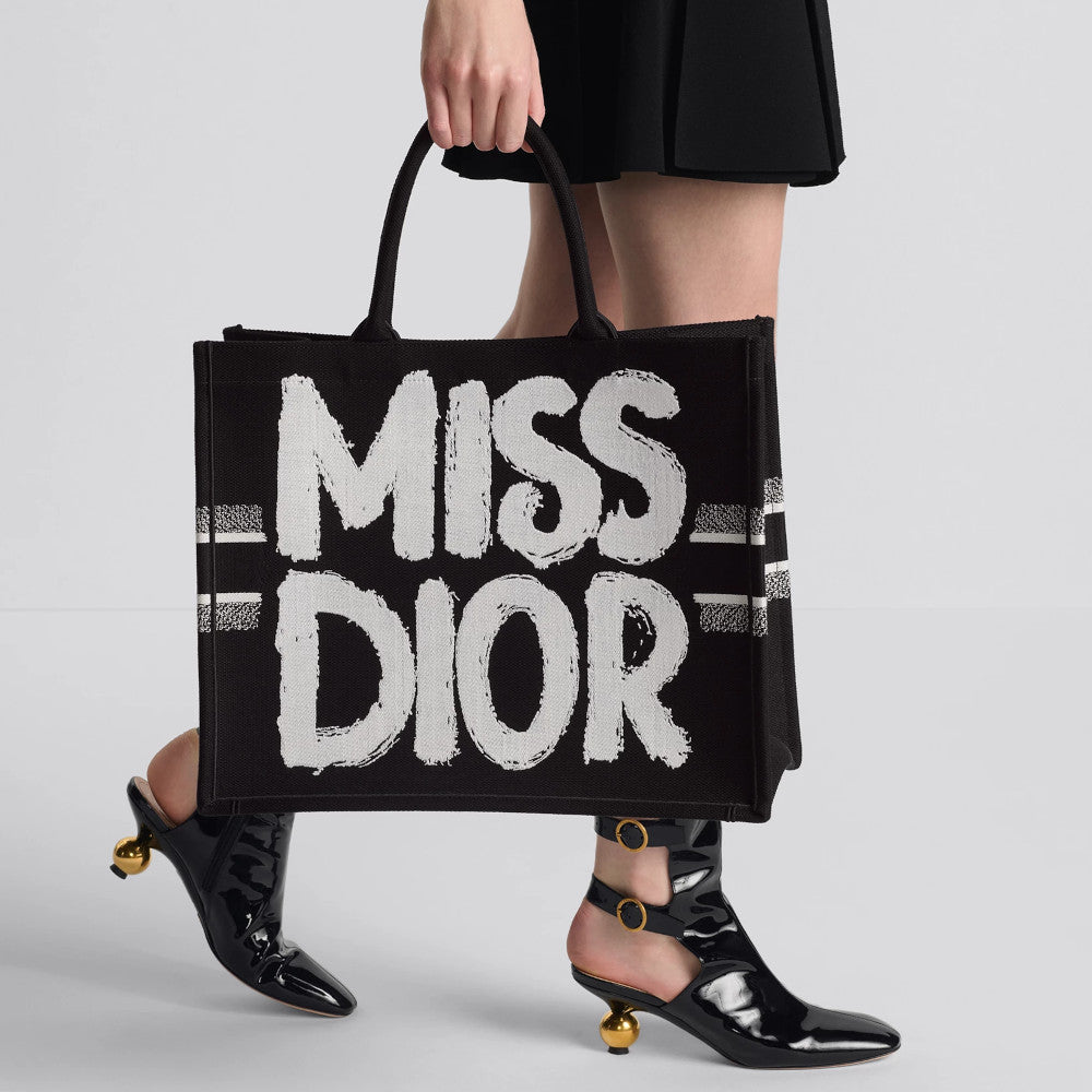 Dior Large Dior Book Tote M1286ZEZD_M993 – BORDER-GARA