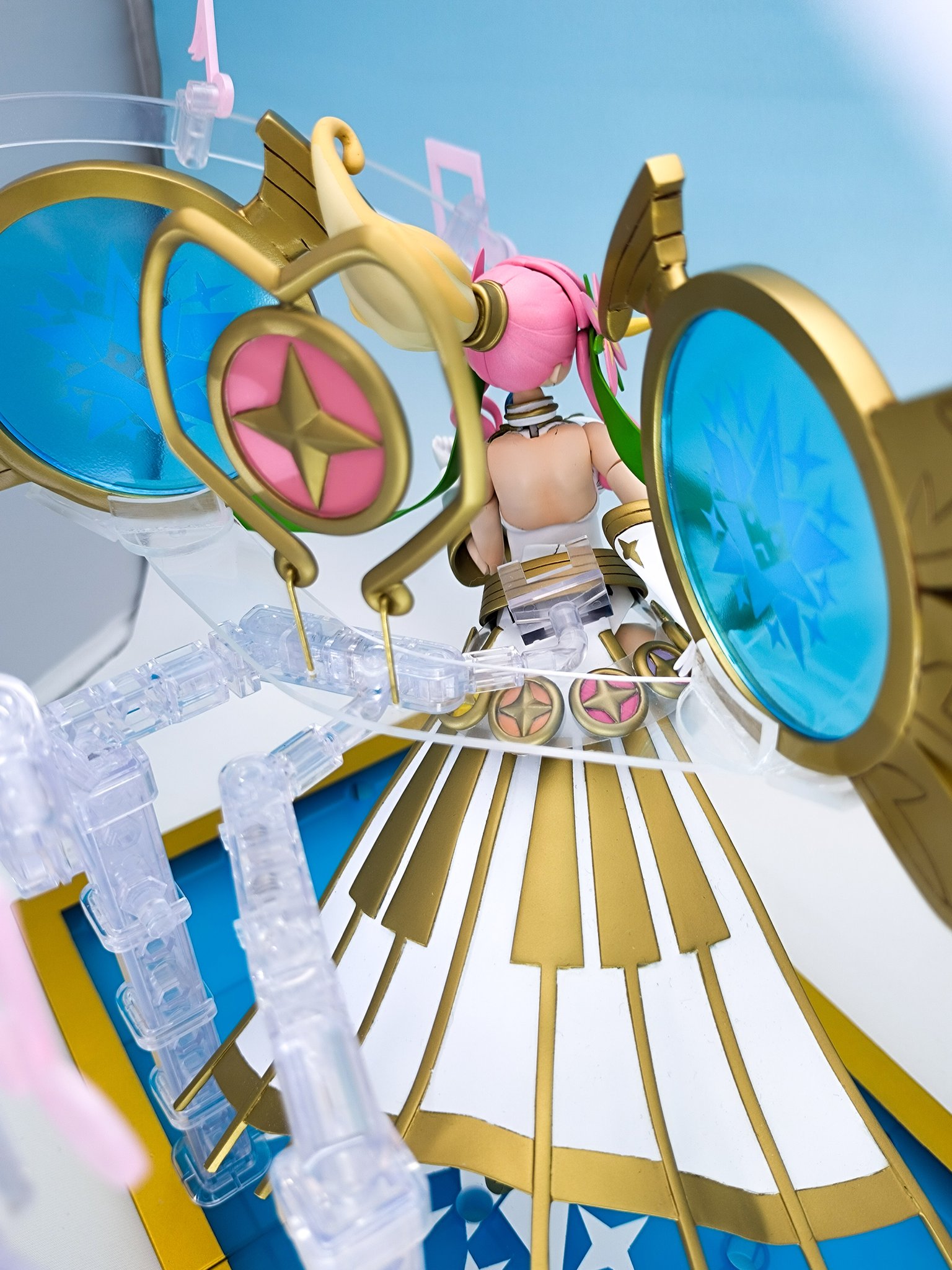 デュエルマスターズ】金トレジャー版の《音卿の精霊龍 ラフルル・ラブ