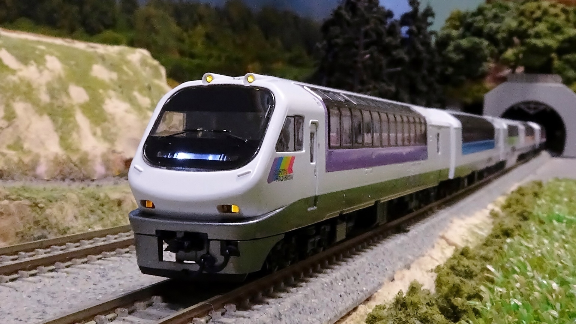 新車入線】キハ183系5200番代ノースレインボーエクスプレス - ビスタ