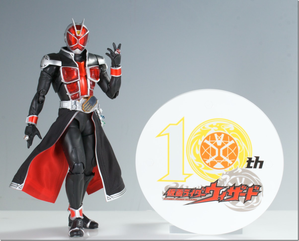 S.H.Figuarts （真骨彫製法） 仮面ライダーウィザード フレイム