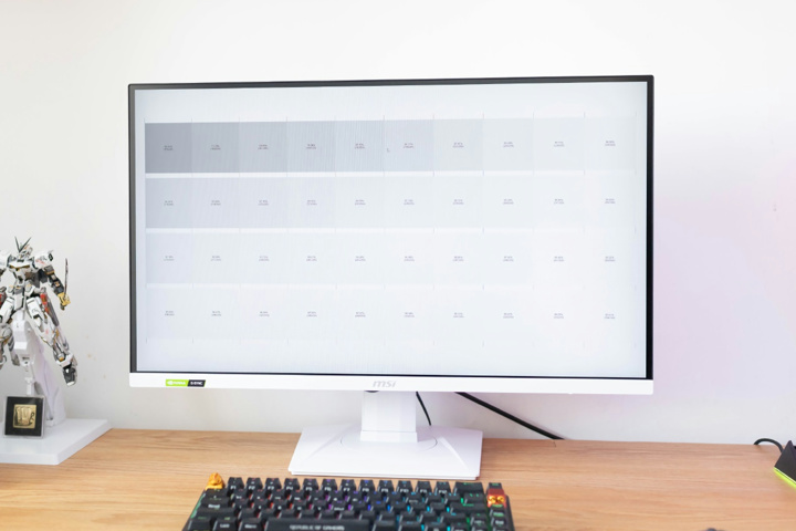 MSI、日本発売が決まったホワイト一色の27インチ RapidIPS WQHD 170Hz