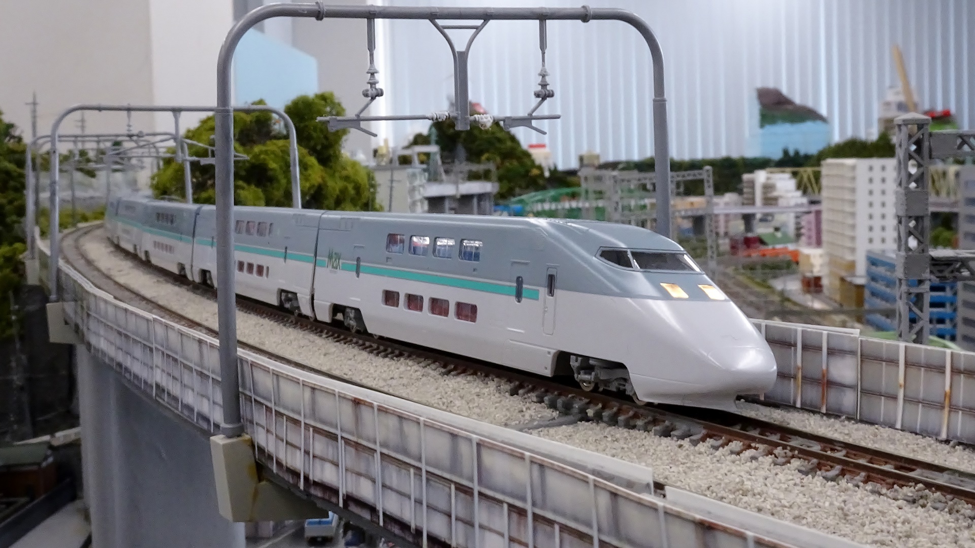 JR E1系東北・上越新幹線MAX・旧塗装 ー夢空間を走る - ビスタ模型鉄道