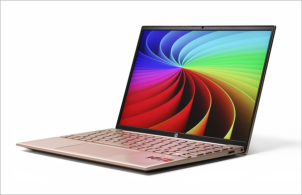 実機レビュー】HP Pavilion Aero 13-be1000（ピンクベージュ）は軽さが
