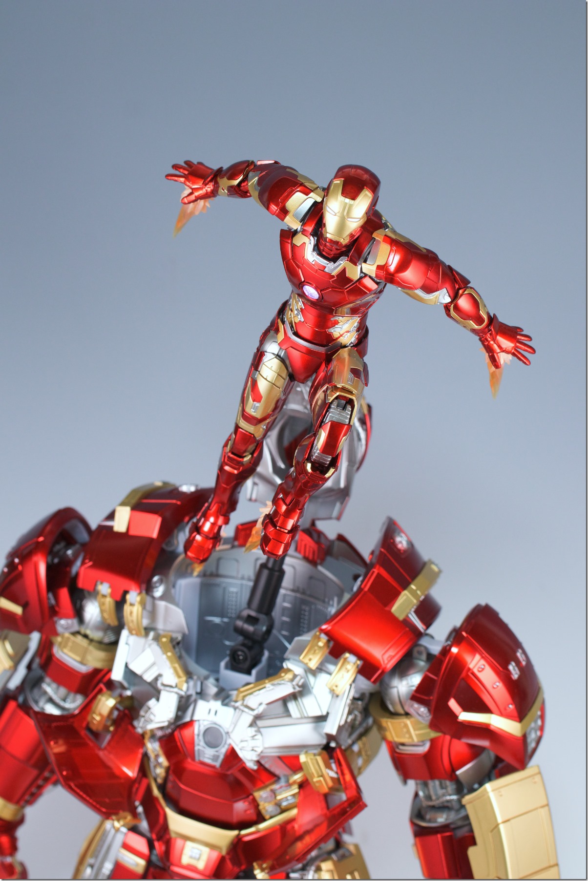 スリー・ゼロ インフィニティ・サーガ 1/12 DLX アイアンマン・マーク