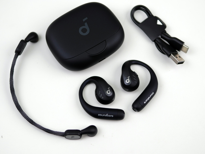 Anker Soundcore AeroFit Pro』 レビューチェック ～ネックバンドが