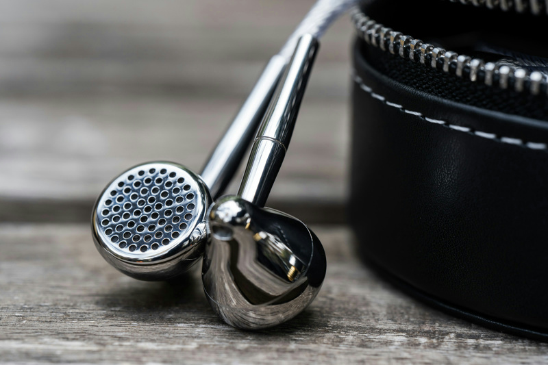 水月雨 PAVANE』レビューチェック ～イントラコンカ型フラッグシップ