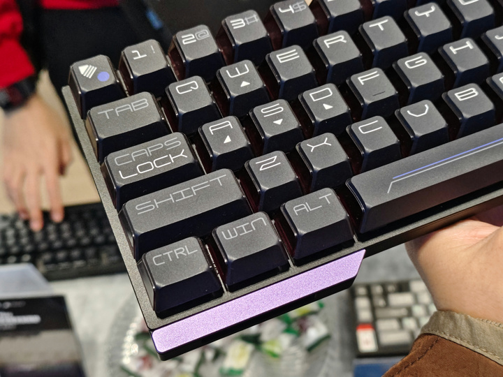 Varmilo、65％レイアウトで磁気スイッチを採用した自身初のメカニカル