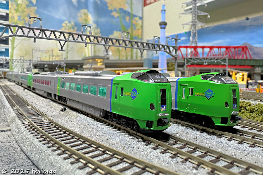 789系スーパー白鳥 TOMIX製とMicroAce製を見比べ そして試運転