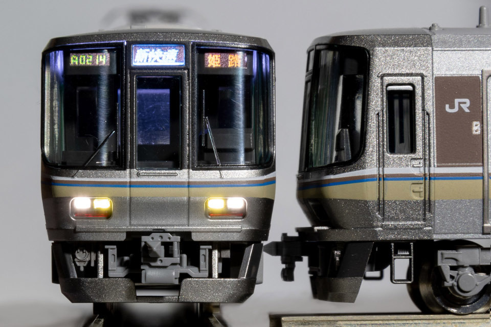 TOMIX JR西日本223系2000番台 - Ichibata's Workshop