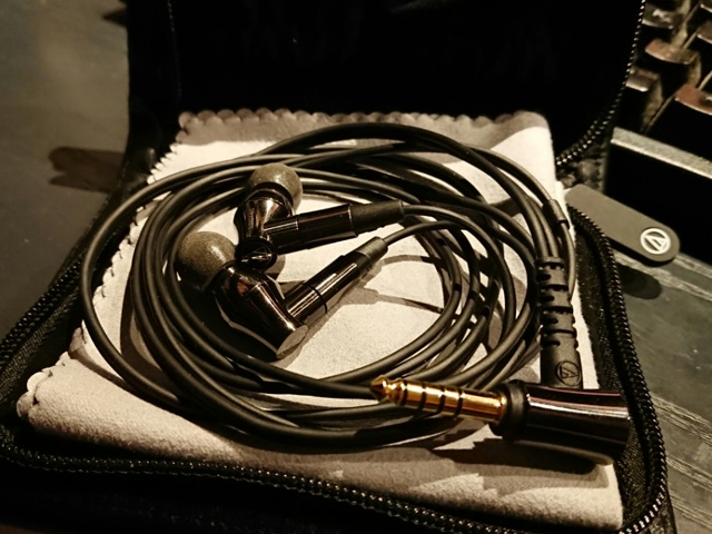 イヤホン】オーディオテクニカ 『ATH-CK2000Ti』 レビューチェック