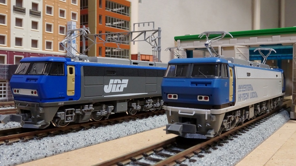 KATO EF200 登場時塗装と新塗装 - ビスタ模型鉄道（エヌゲージ日記）