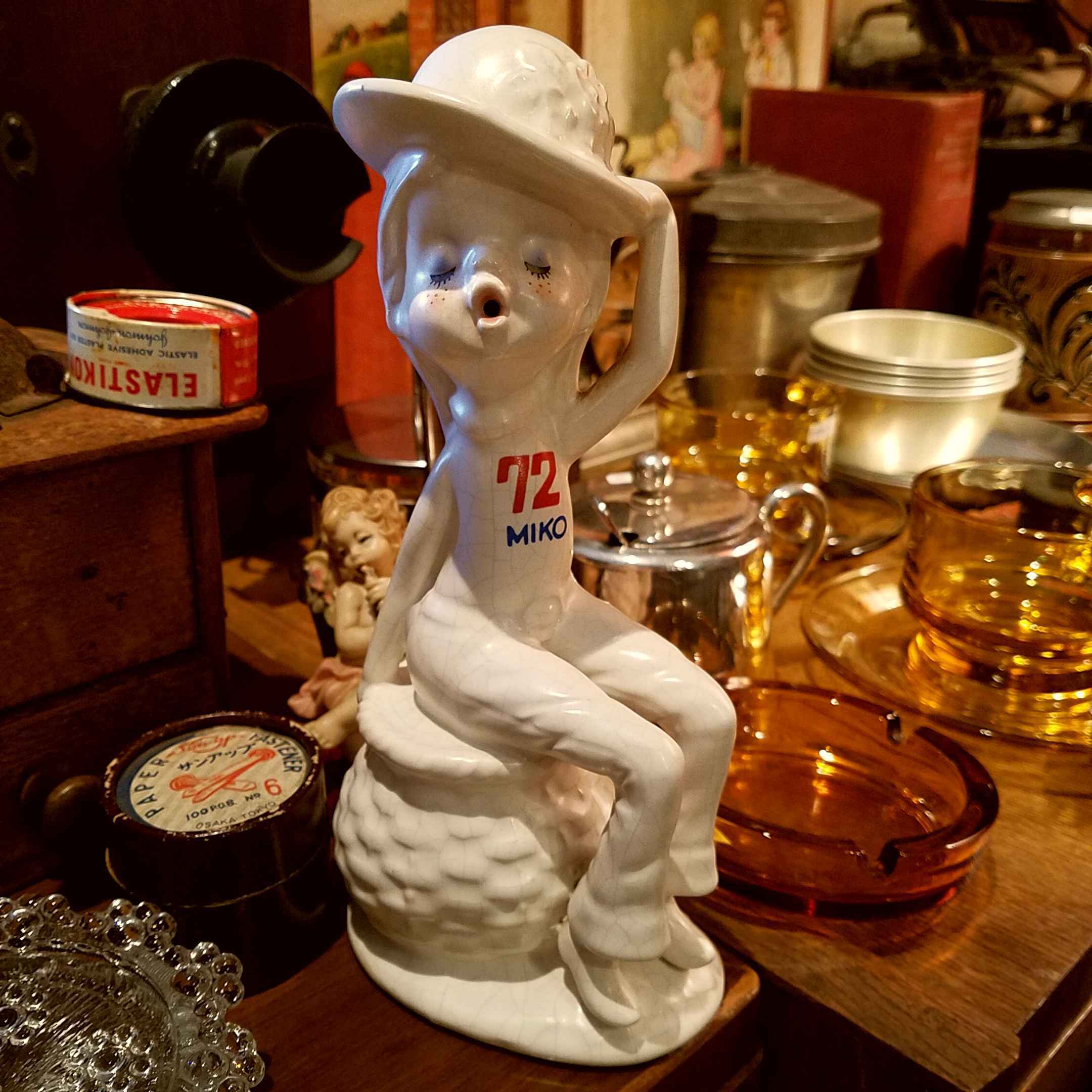 昭和レトロな女の子の陶器製貯金箱 - [Sold Out]過去の販売商品