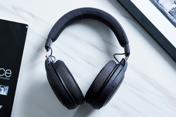 オーディオテクニカ 『ATH-HL7BT』 レビューチェック ～軽快さと解放感