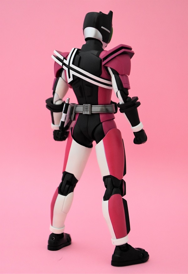 S.H.Figuarts（真骨彫製法） 仮面ライダーディケイド（ネオディケイ