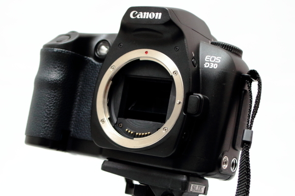 Canon EOS D30 - 我がカメラこそ我が意志
