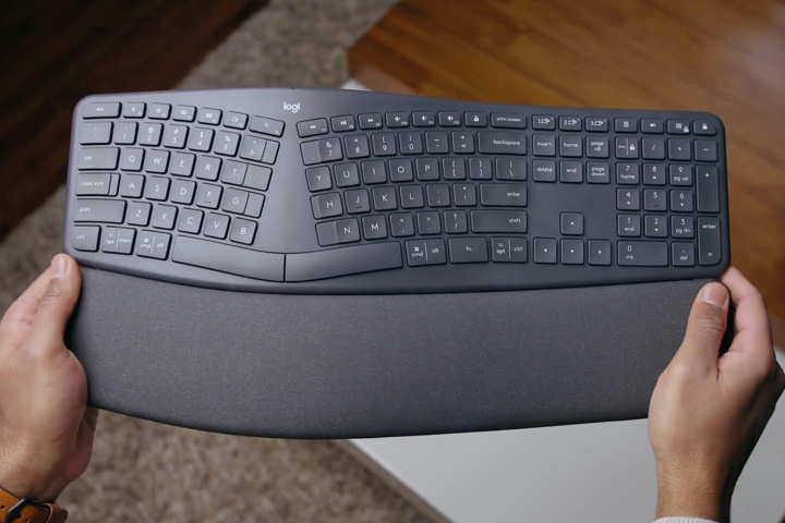 ロジクール、自身初？となるエルゴノミックデザインのワイヤレス