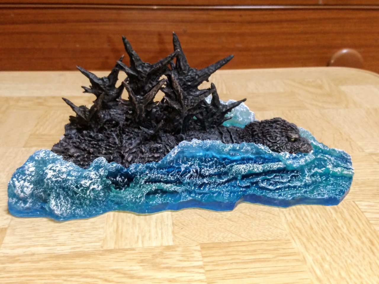 洋上のゴジラ2023 機雷咥えver. | 特撮大百科DREAMS