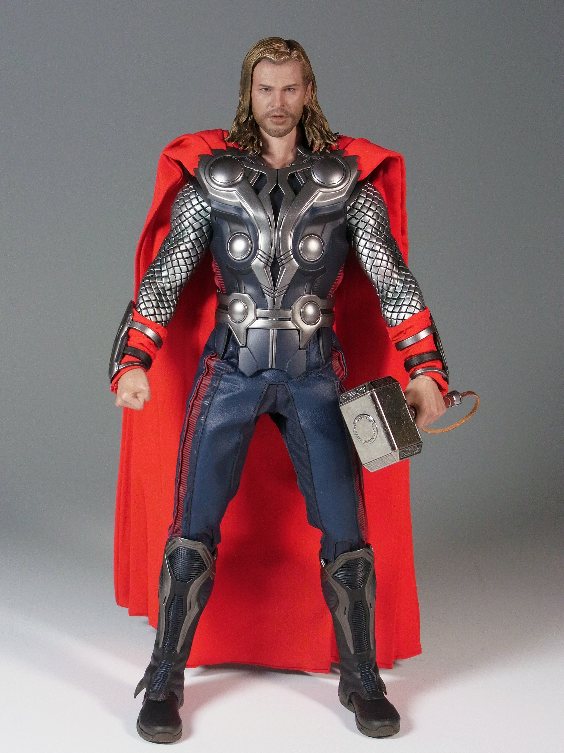 ホットトイズ アベンジャーズ ソー レビュー | ヒーローフィギュアを