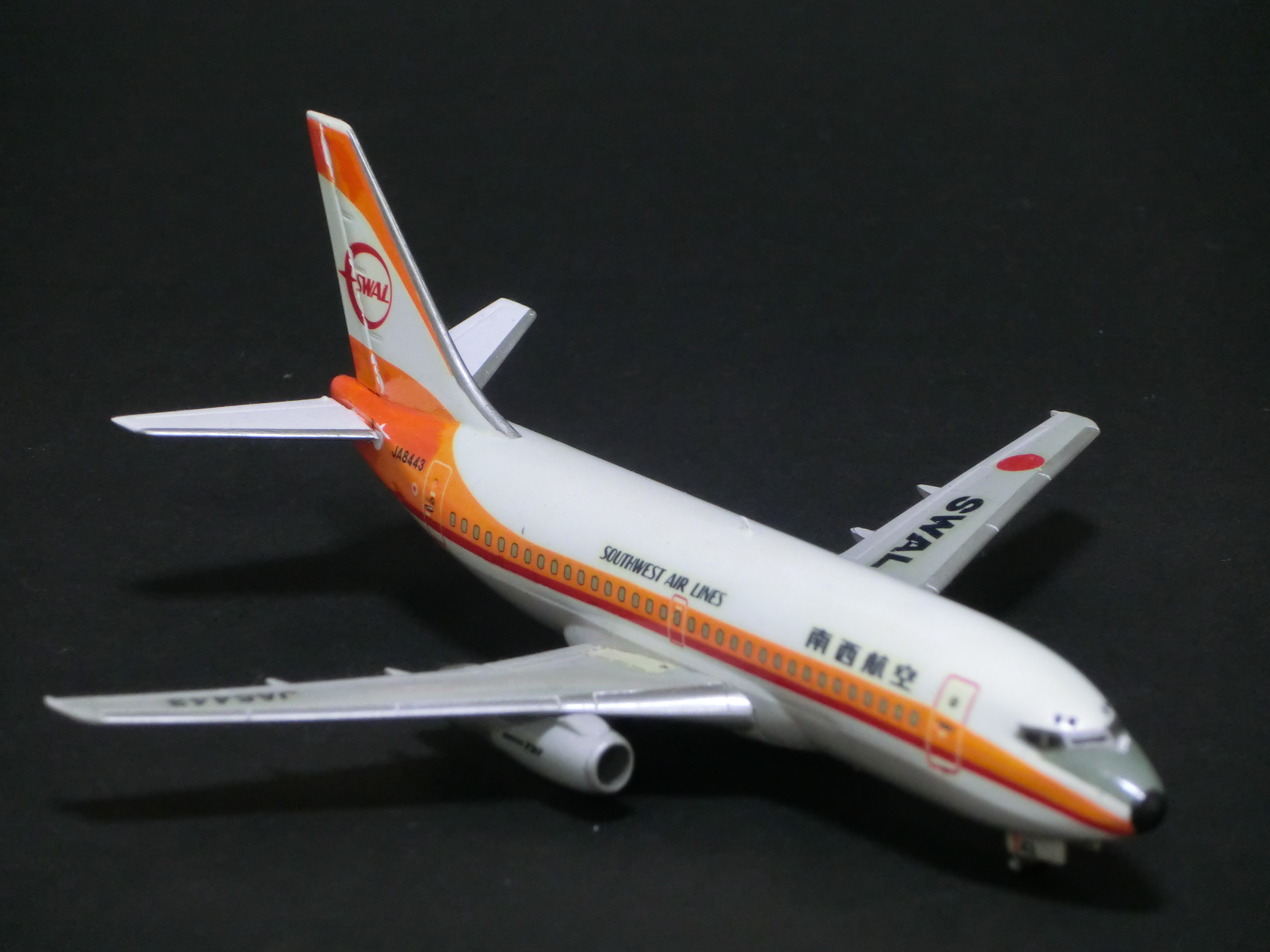 Hasegawa 1/200 Boeing 737-200 SouthWest Air Lines | T-model.com