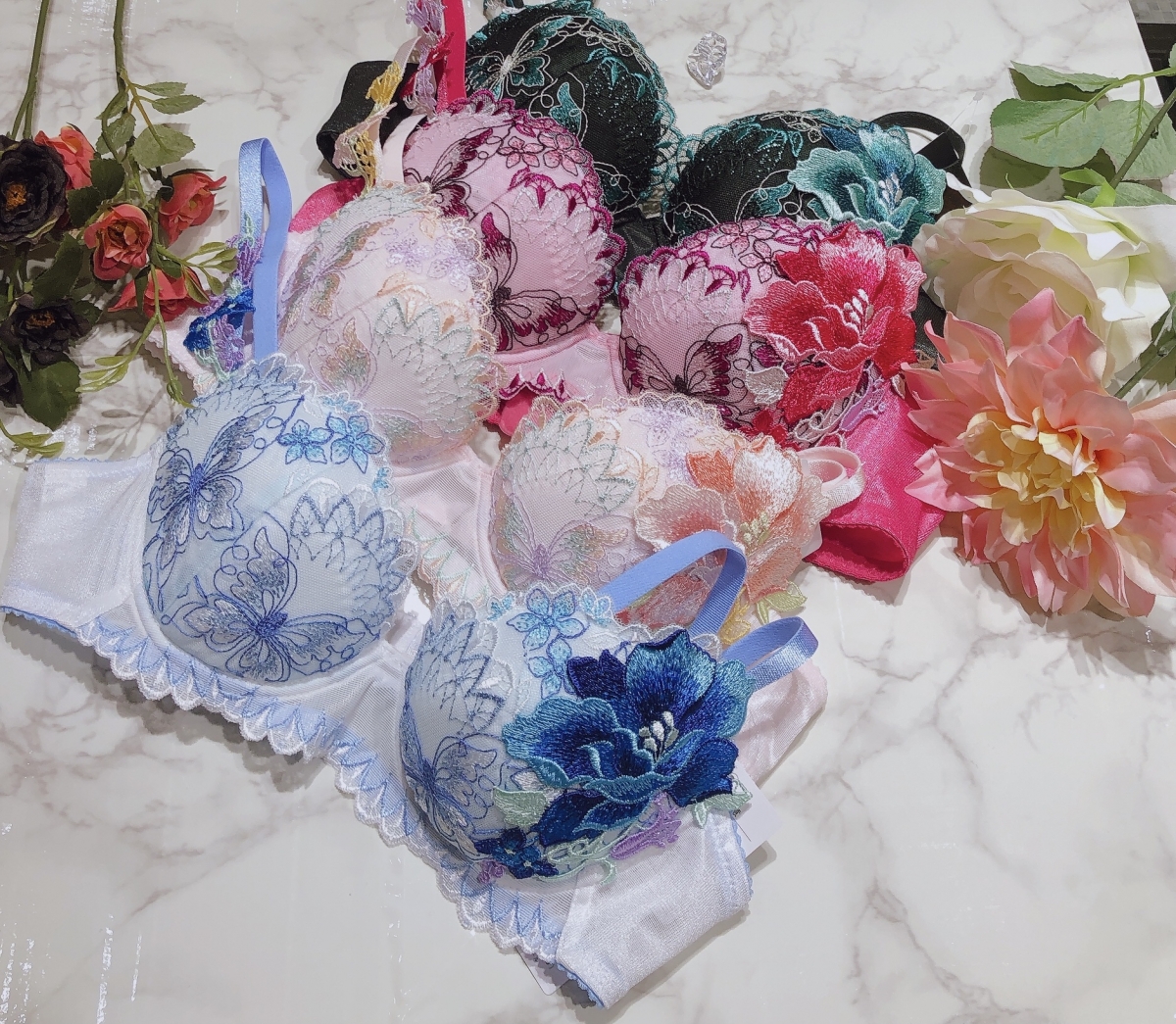 ☆新品 M サルート Salute 97G キャミソール GB 限定コレクション