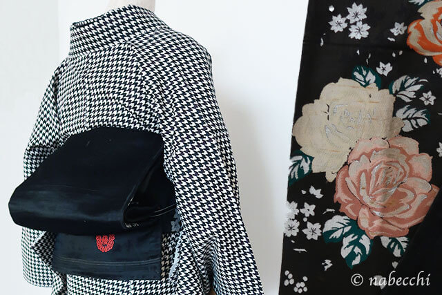 如源・黒繻子帯とは？巻き方でバラ柄変化、昼夜帯らしく2コーデ挑戦