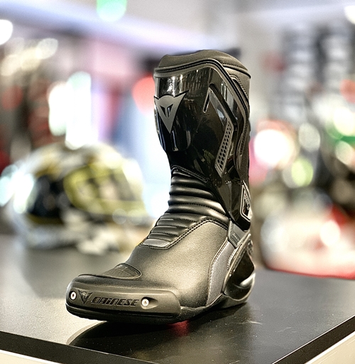 ダイネーゼ RACING OUT BOOTS 各種ご紹介