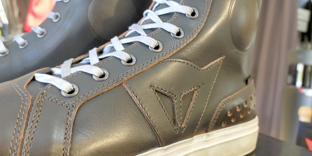 カフェでもビンテージスタイルでも】STREET ROCKER D-WP®のご紹介