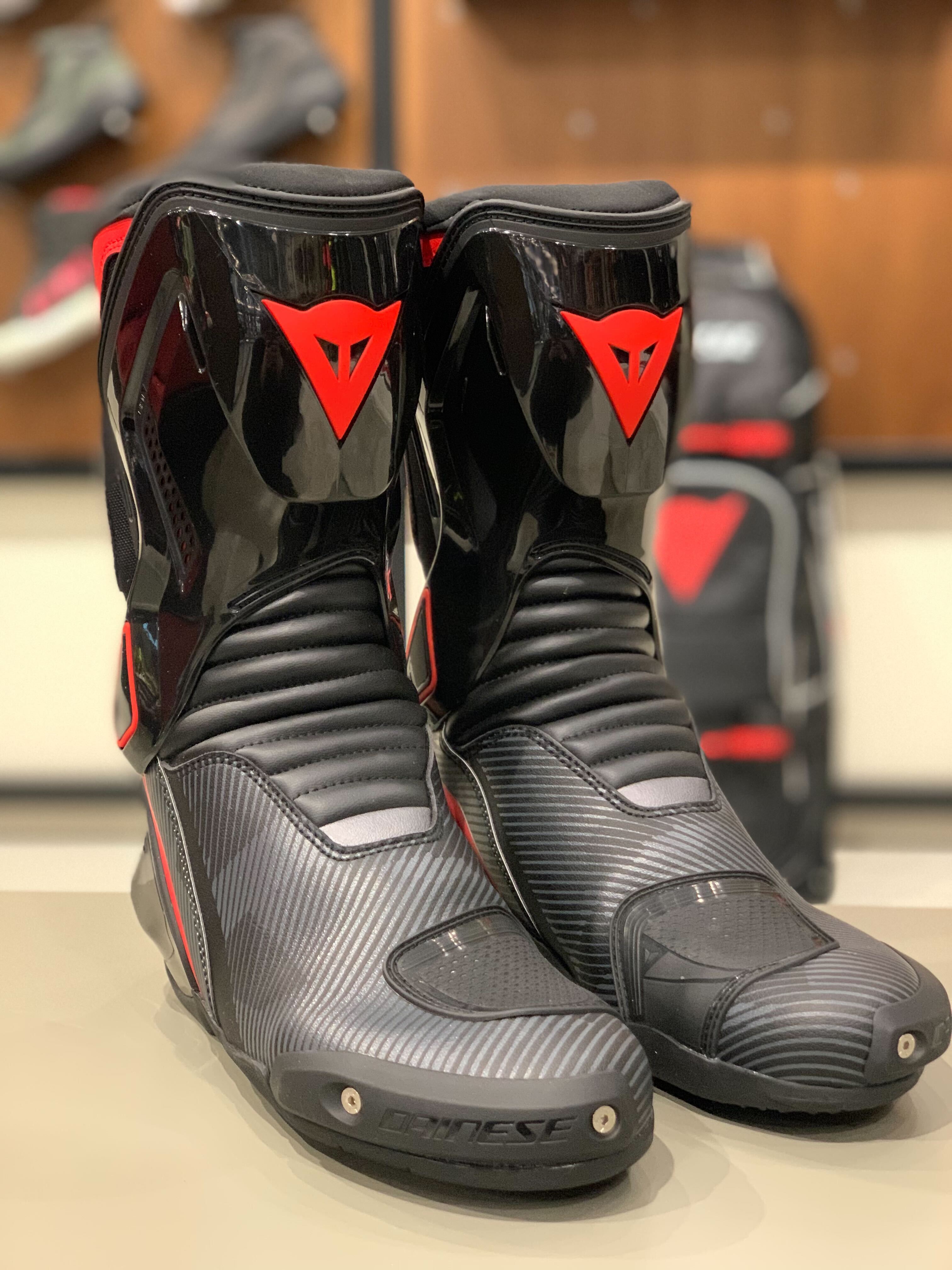 人気のブーツに新色が登場！